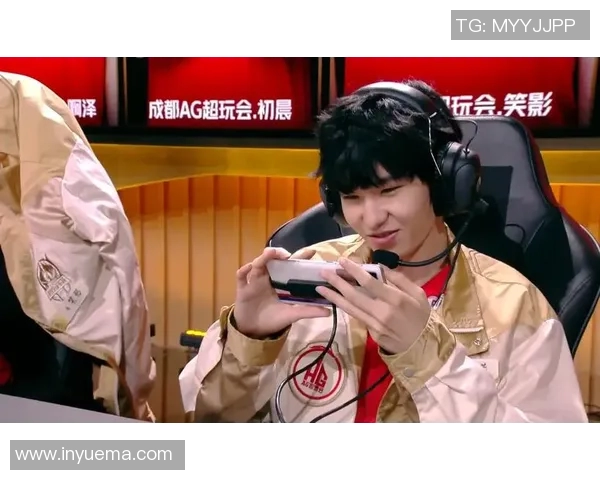 KPL小屿：从新秀到明星的成长之路与电竞梦想的追逐