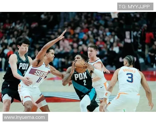 开拓者主场痛失一球，教练不惧泄气，展现团队凝聚力