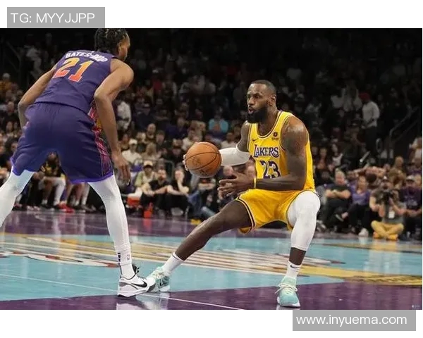 骑士队力克湖人队：一场经典对决的胜利